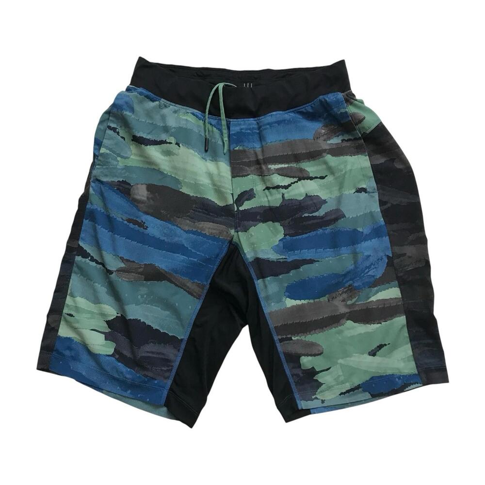 Lululemon Core Shorts Mens Medium M 11" Unlined Camo Black Pace Running Gym